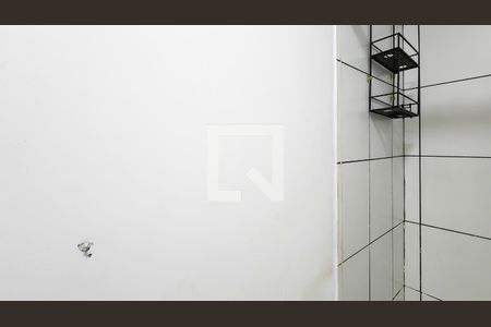 Banheiro de apartamento para alugar com 1 quarto, 26m² em Bethaville I, Barueri