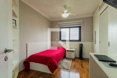 Apartamento à venda com 244m², 3 quartos e 4 vagasSuíte 2