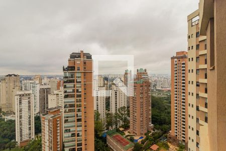 Apartamento à venda com 244m², 3 quartos e 4 vagasVista da Suíte 3