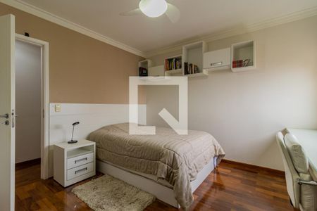 Apartamento à venda com 244m², 3 quartos e 4 vagasSuíte 3