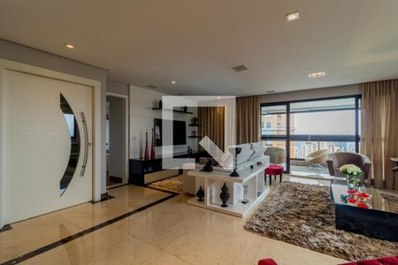 Apartamento à venda com 244m², 3 quartos e 4 vagasSala