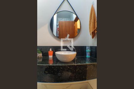 Apartamento à venda com 78m², 2 quartos e sem vagaBANHEIRO