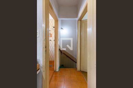 Hall Dormitórios de casa para alugar com 2 quartos, 130m² em Jardim Bela Vista, Santo André