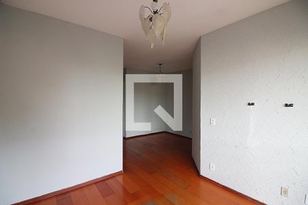 Sala de apartamento para alugar com 3 quartos, 74m² em Vila Mariza, São Bernardo do Campo