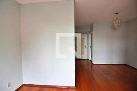 Sala de apartamento para alugar com 3 quartos, 74m² em Vila Mariza, São Bernardo do Campo