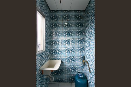 Casa à venda com 77m², 2 quartos e sem vagaServiço