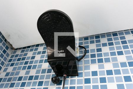 Casa à venda com 77m², 2 quartos e sem vagaBanheiro - Chuveiro