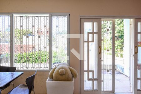 Casa para alugar com 424m², 5 quartos e 6 vagas Casa para alugar com 424m², 5 quartos e 6 vagasSala 2