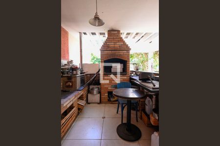 Casa para alugar com 424m², 5 quartos e 6 vagas Casa para alugar com 424m², 5 quartos e 6 vagasLazer