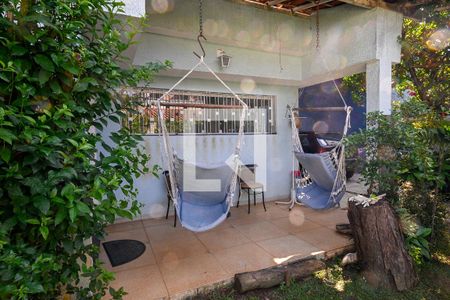 Casa para alugar com 424m², 5 quartos e 6 vagas Casa para alugar com 424m², 5 quartos e 6 vagasQuintal