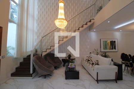 Sala de casa à venda com 4 quartos, 320m² em Campo Grande, São Paulo