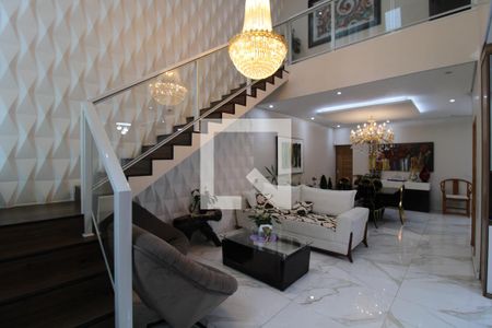 Sala de casa à venda com 4 quartos, 320m² em Campo Grande, São Paulo