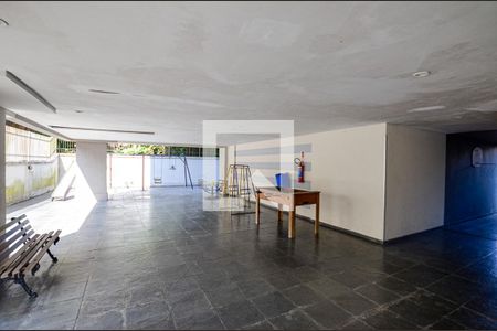 Apartamento à venda com 200m², 3 quartos e 2 vagas Apartamento à venda com 200m², 3 quartos e 2 vagasÁrea comum