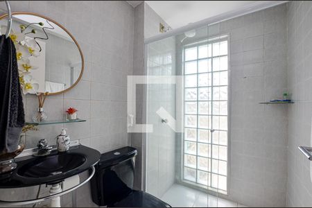 Apartamento à venda com 200m², 3 quartos e 2 vagas Apartamento à venda com 200m², 3 quartos e 2 vagasBanheiro