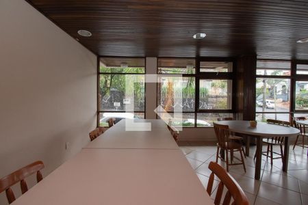 Apartamento para alugar com 130m², 3 quartos e 1 vagasalão de festas