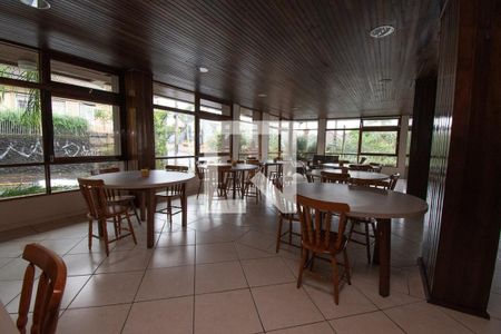 Apartamento para alugar com 130m², 3 quartos e 1 vagasalão de festas