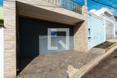 Casa à venda com 260m², 4 quartos e 2 vagasFachada