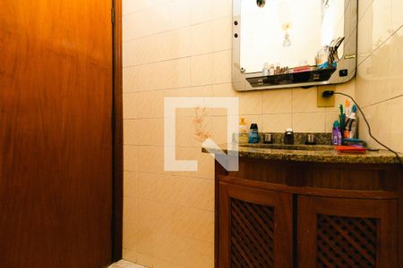 Casa à venda com 260m², 4 quartos e 2 vagasBanheiro da Suíte