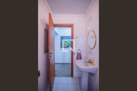 Casa à venda com 264m², 3 quartos e 2 vagas Casa à venda com 264m², 3 quartos e 2 vagasBanheiro 3