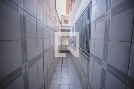 Casa à venda com 264m², 3 quartos e 2 vagas Casa à venda com 264m², 3 quartos e 2 vagasCorredor Latertal