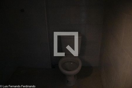 Banheiro de kitnet/studio para alugar com 1 quarto, 32m² em Jardim Aurelia, São Paulo