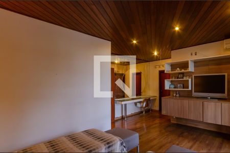 Casa à venda com 433m², 5 quartos e 8 vagasSuíte 3