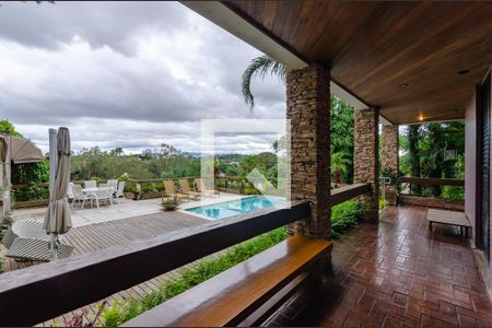 Casa à venda com 433m², 5 quartos e 8 vagas Casa à venda com 433m², 5 quartos e 8 vagasVaranda Piscina