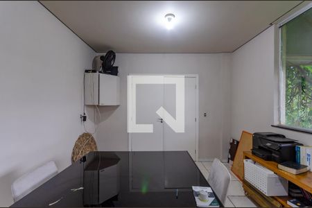 Casa à venda com 433m², 5 quartos e 8 vagas Casa à venda com 433m², 5 quartos e 8 vagasEscritório 2