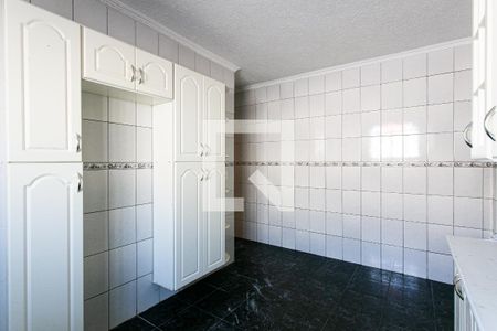Cozinha de casa para alugar com 1 quarto, 80m² em Vila Carrão, São Paulo
