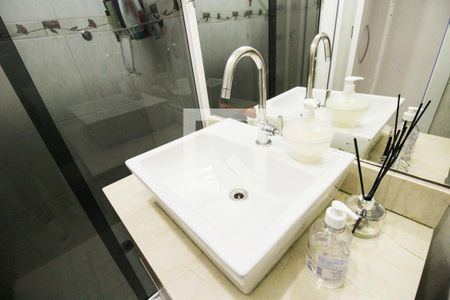 Banheiro de apartamento à venda com 2 quartos, 67m² em Vila Constancia, São Paulo