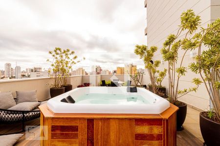 Apartamento para alugar com 68m², 3 quartos e 1 vaga Apartamento para alugar com 68m², 3 quartos e 1 vagaOfuro