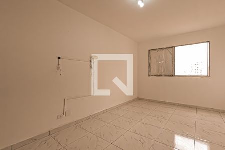 Sala/Quarto/Cozinha de kitnet/studio para alugar com 1 quarto, 30m² em Centro, Guarulhos