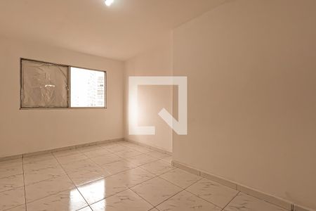 Sala/Quarto/Cozinha de kitnet/studio para alugar com 1 quarto, 30m² em Centro, Guarulhos