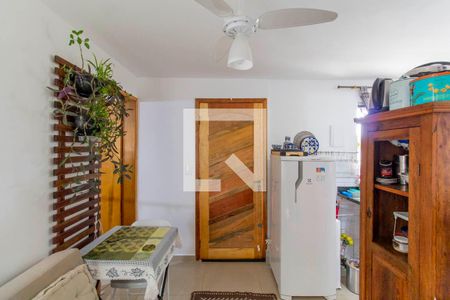 Sala e Cozinha Integrada  de apartamento para alugar com 1 quarto, 27m² em Cidade Patriarca, São Paulo
