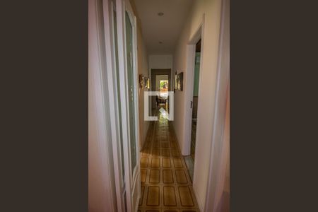 Corredor de casa à venda com 4 quartos, 130m² em Braz de Pina, Rio de Janeiro