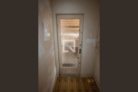 Hall de entrada de casa à venda com 4 quartos, 130m² em Braz de Pina, Rio de Janeiro