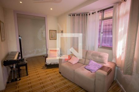 Sala de casa à venda com 4 quartos, 130m² em Braz de Pina, Rio de Janeiro