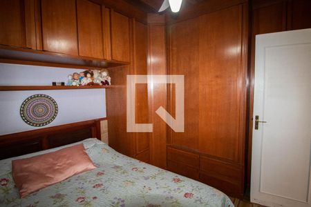 Quarto 1 de casa à venda com 4 quartos, 130m² em Braz de Pina, Rio de Janeiro