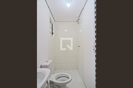 Banheiro de apartamento para alugar com 1 quarto, 30m² em Jardim do Tiro, São Paulo