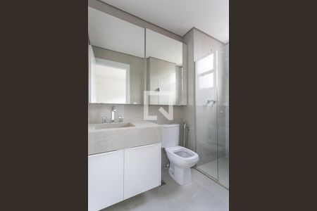 Apartamento à venda com 281m², 4 quartos e 4 vagas Apartamento à venda com 281m², 4 quartos e 4 vagasBanheiro da Suíte 1