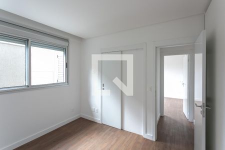 Apartamento à venda com 281m², 4 quartos e 4 vagas Apartamento à venda com 281m², 4 quartos e 4 vagasSuíte 2