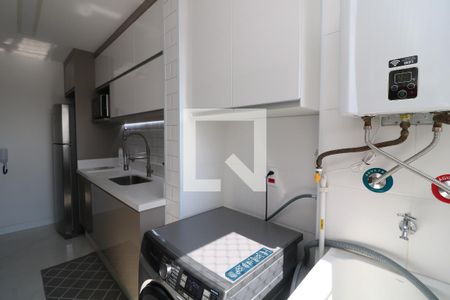 Apartamento à venda com 72m², 3 quartos e 1 vagaÁrea de Serviço