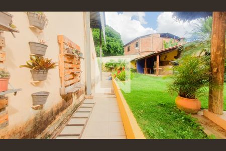 Casa à venda com 333m², 3 quartos e 3 vagas Casa à venda com 333m², 3 quartos e 3 vagasQuintal