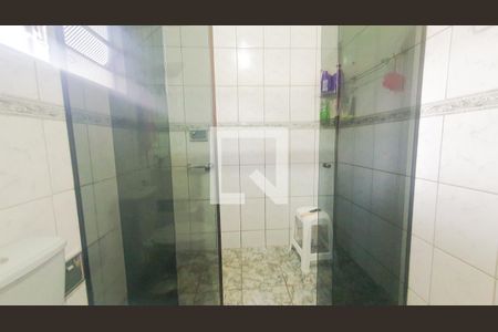 Casa à venda com 333m², 3 quartos e 3 vagas Casa à venda com 333m², 3 quartos e 3 vagasBanheiro Social
