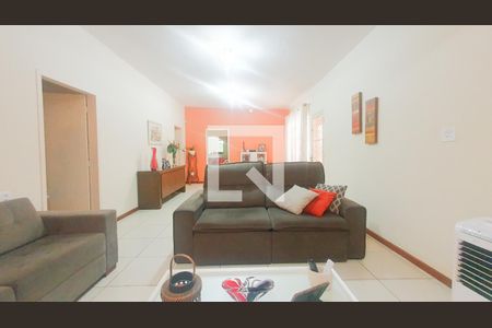 Sala de casa à venda com 3 quartos, 333m² em Palmeiras, Belo Horizonte