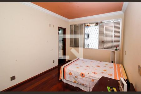 Apartamento à venda com 105m², 3 quartos e 1 vaga Apartamento à venda com 105m², 3 quartos e 1 vagaSuite