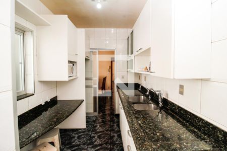 Apartamento à venda com 105m², 3 quartos e 1 vaga Apartamento à venda com 105m², 3 quartos e 1 vagaCozinha