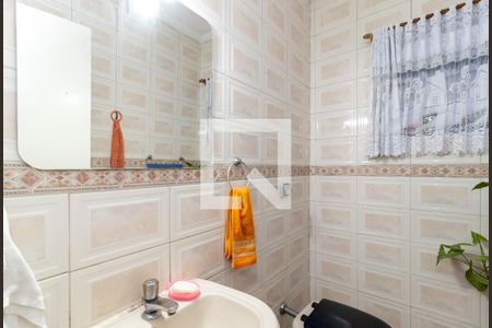 Casa à venda com 156m², 3 quartos e 4 vagas Casa à venda com 156m², 3 quartos e 4 vagasLavabo