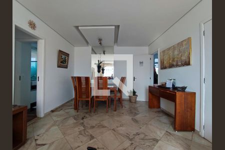 Sala de apartamento para alugar com 3 quartos, 85m² em Esplanada, Belo Horizonte