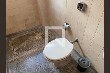 Apartamento para alugar com 130m², 2 quartos e sem vagaBanheiro da Suíte 2